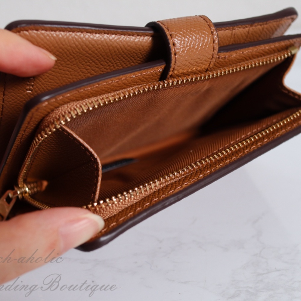 NWT Coach Medium Corner Zip Wallet in Saddle - Picture 6 of 7